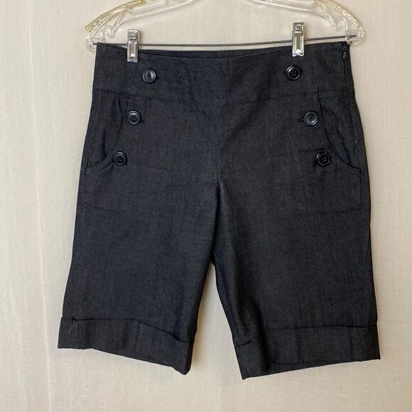 Sandro Black Shorts Cuffed Sailor PocketsLeft side Zipper NWOT Size 6 P